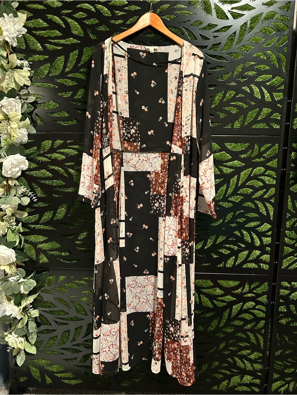 sandy & sid Black Floral Patchwork Long Kimono Wrap, XL